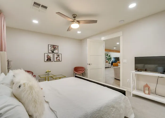 Pool, Hot Tub: Family-friendly Scottsdale Home! Holiday home Phoenix