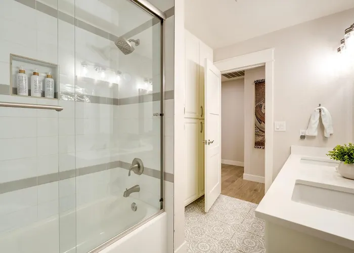 Pool, Hot Tub: Family-friendly Scottsdale Home! *