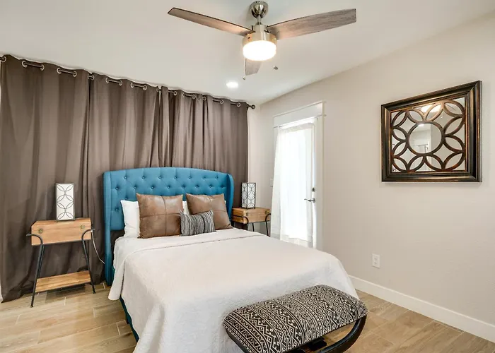 Pool, Hot Tub: Family-friendly Scottsdale Home! Holiday home
