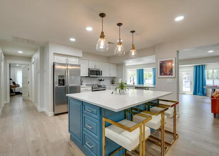 Pool, Hot Tub: Family-friendly Scottsdale Home! Holiday home Phoenix