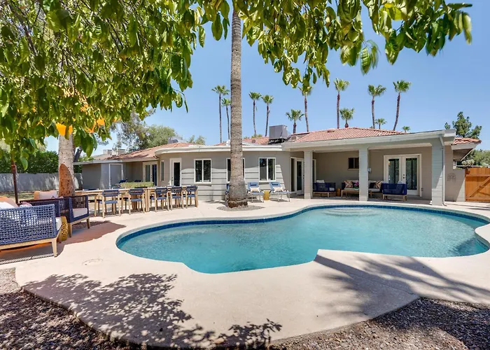 Pool, Hot Tub: Family-friendly Scottsdale Home! Holiday home *